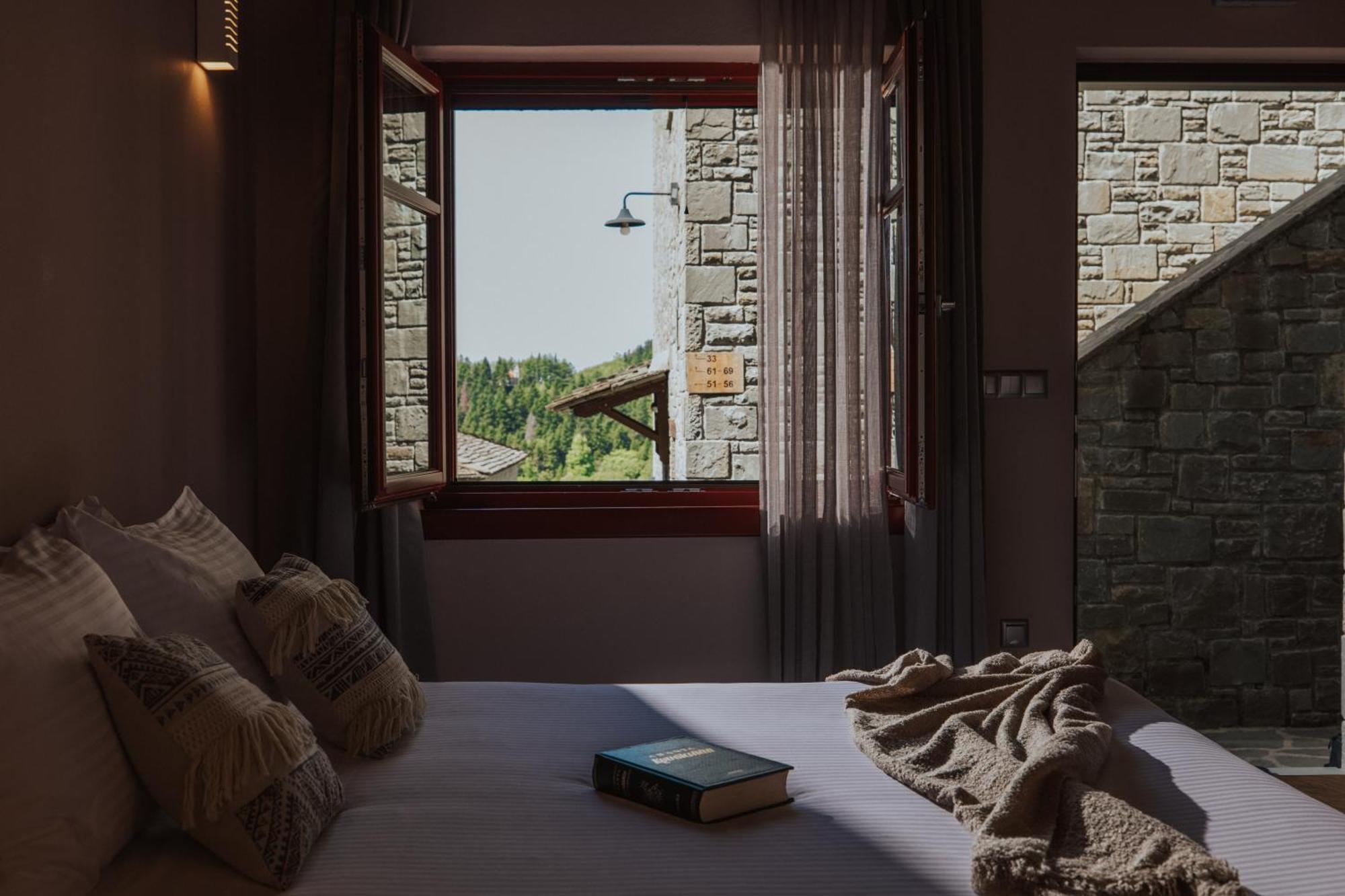 Rouista Tzoumerka Resort Vourgareli Kamer foto